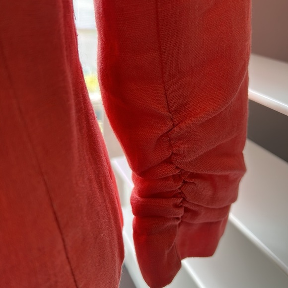 Adorable coral blazer with floral lining, size small. - Picture 3 of 8